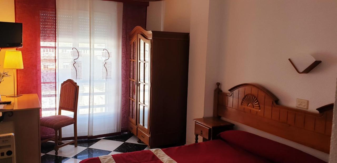 Hotel Mediante Ribadeo Luaran gambar